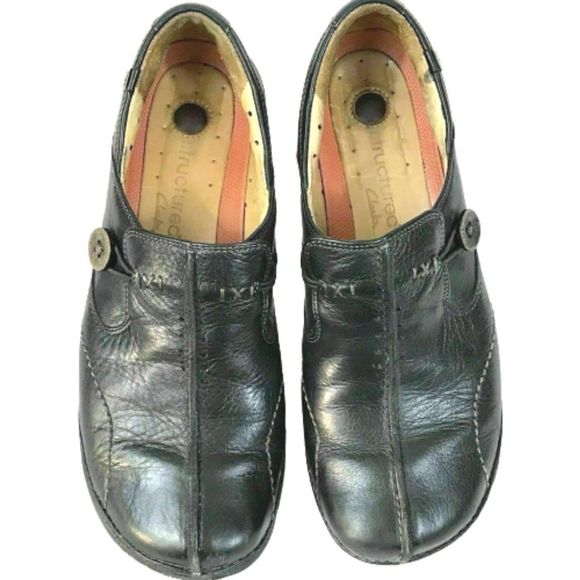 Clarks Shoes - CLARKS Leather Shoes SIZE 8.5 M BLACK SLIP ON